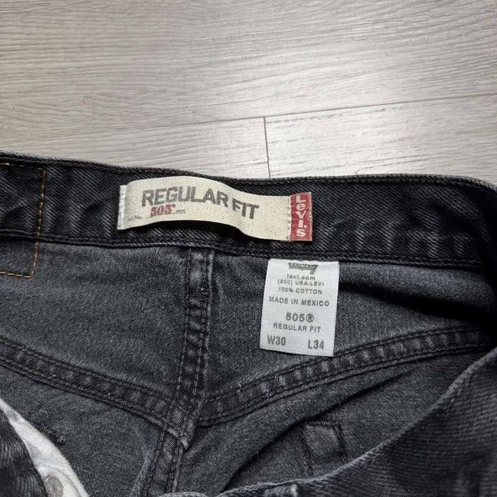 Vintage Y2K Levi’s 505 Regular Straight Fit Denim Jeans Size 30x34 (28x31) Black